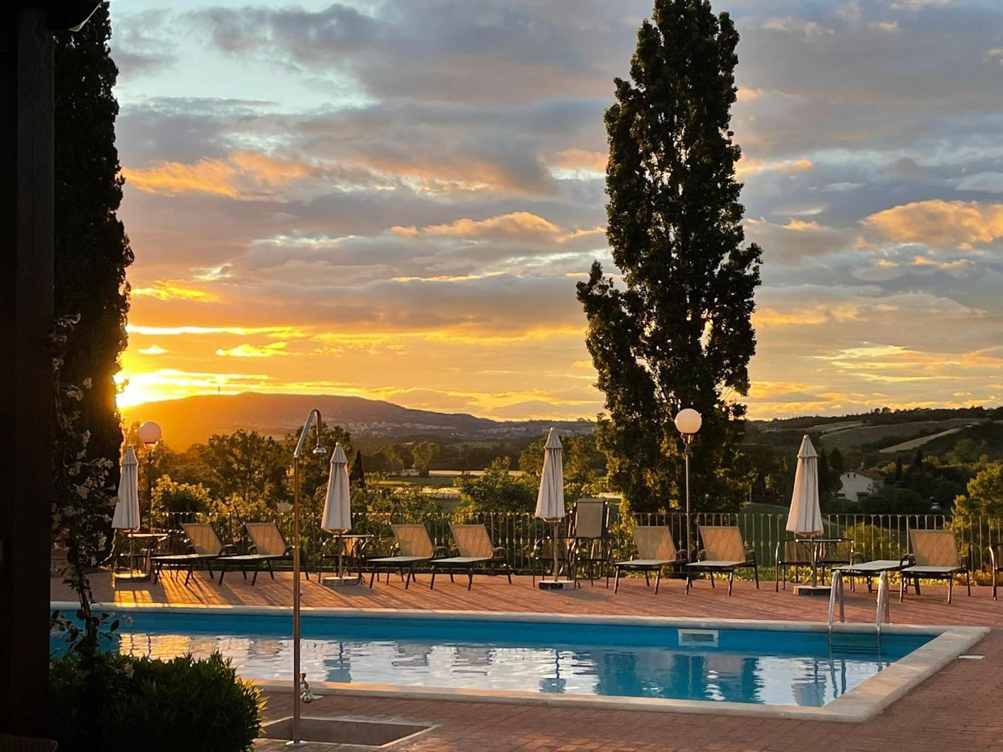 Agriturismo La Sovana Sarteano Kültér fotó