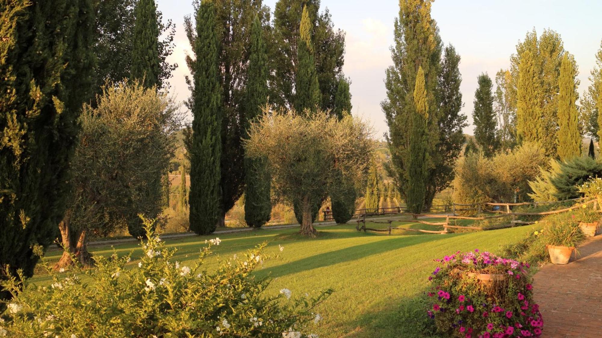 Agriturismo La Sovana Sarteano Kültér fotó
